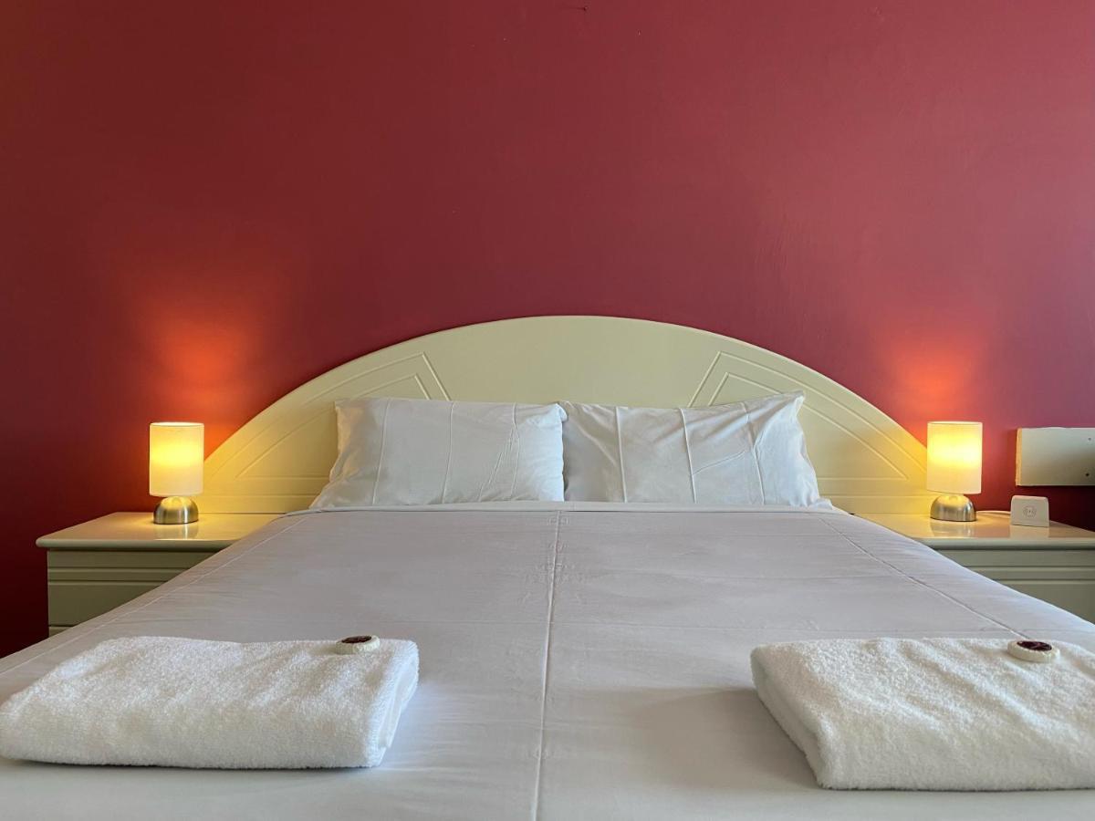Mahogany Motel Warrnambool Esterno foto